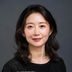 妈妈的朋友2配角演员形象，韩国中年女演员专业证件照风格，表情温和亲切